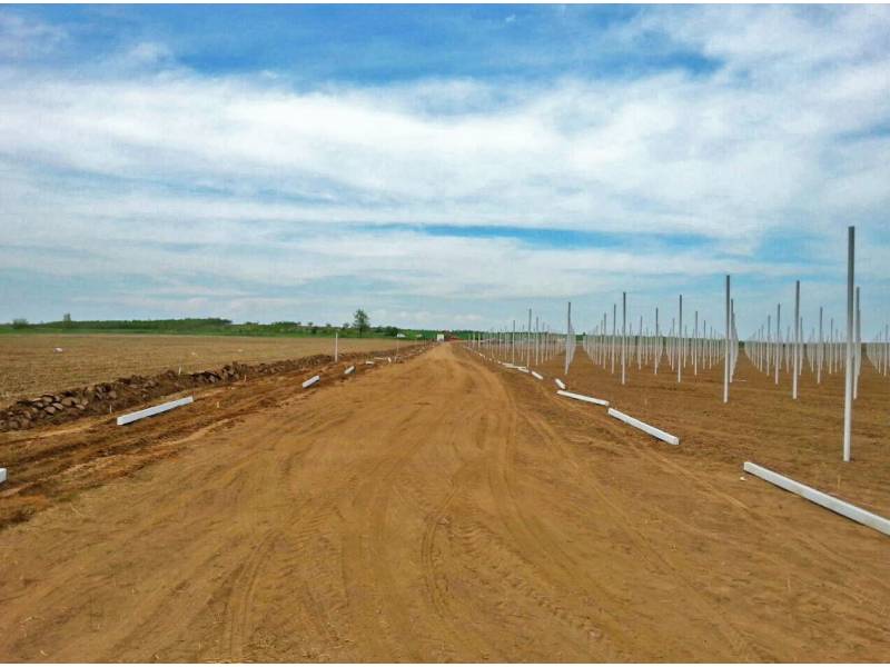 Postavljanje protivgradne mreze april 2015