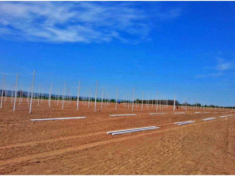 Postavljanje protivgradne mreze april 2015